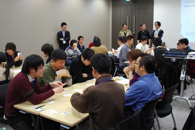 2013年2月2日（土）「アナログゲームを通してMDAフレームワークを学び、業務に活かそう」をテーマに、スクウェア・エニックス本社で「MDAワークショップ（初級編）」が開催されました。