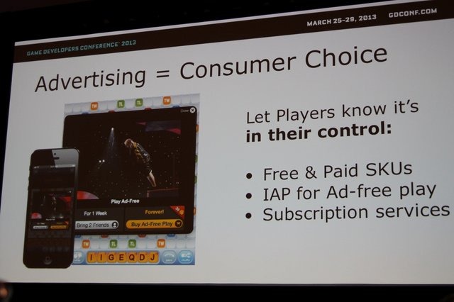 米ソーシャルゲーム大手のジンガのJoshua Burgin氏とJeffery Colen氏は「Put the Payer in Player: Monetizing Games Through Scalable Advertising」と題して、ゲームの収益源としての広告についてジンガのこれまでの取り組みを説明しました。