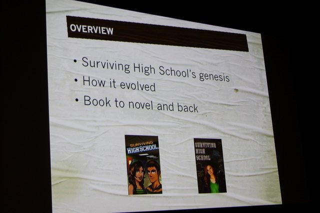 Centerscoreが開発した『SURVIVING HIGH SCHOOL』は学校をテーマにしたタイムマネジメントゲームで、勉強、スポーツ、そして恋愛に明け暮れる青春時代を描きます。元々はフィーチャーフォン向けのゲームとして登場。月額課金で成功したゲームですが、スマートフォンへの