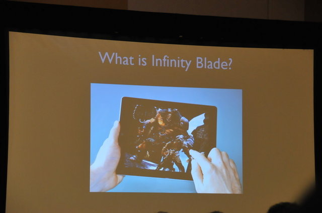 『マイクタイソン・パンチアウト』風のシンプルなゲーム性に、他の追随を許さない美麗なグラフィックスと、長時間プレイを誘発させるやりこみ要素が高度にまとまった名作『Infinity Blade』シリーズ。