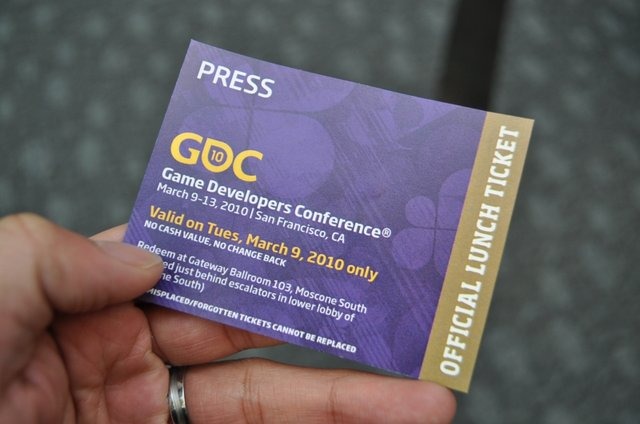 毎年恒例にしていきたいGDC2010のランチレポート。いよいよサンフランシスコはモスコーニ・センターにて火曜日から開幕しました。火曜日は9日なのですが、GDC関連の表記では日程が9日ではなく火曜日など曜日で表記されている事が多く日付感覚がなくなっていきます。あ、