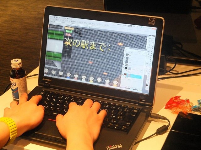 7月20日から21日にかけてデジタルハリウッド大学にて「PlayStation　Mobile GameJam 2013 Summer」が開催されました。先日レポートしたとおり、本イベントはPlayStation Mobile向けのゲームを2日間という短時間で制作するGameJamです。今回は2日目に行われた中間発表の