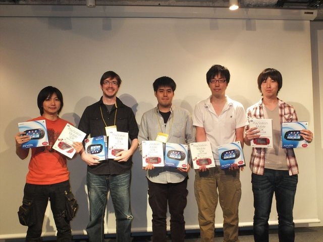 7月20日から21日にかけてデジタルハリウッド大学にて「PlayStation　Mobile GameJam 2013 Summer」が開催されました。本イベントはPlayStation Mobile向けのゲームを2日間という短時間で制作するGameJamです。2日目の21日の16時には、完成発表が行われました。