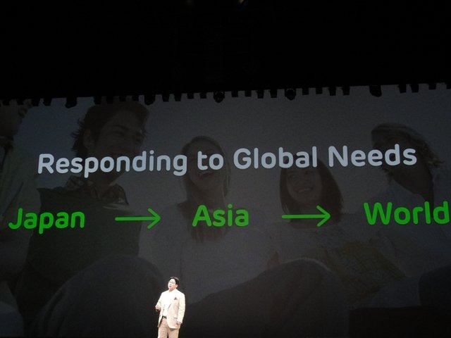 LINE株式会社は、LINEカンファレンス「Hello,Friends in Tokyo 2013」を舞浜アンフィシアターにて開催しました。