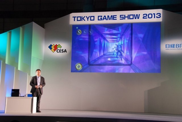 東京ゲームショウ初日の19日、ソニー・コンピュータエンタテインメント代表取締役社長兼グループCEOのアンドリュー・ハウス氏と、SVP兼第一事業部事業部長でPS4開発の陣頭指揮に立った伊藤雅康氏、そしてSCEワールドワイド・スタジオ・プレジデントの吉田修平氏は基調講