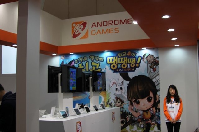 韓国の大手ゲームメディア「Hungry App」のG-STAR 2013ブースのレポートをお届けします。