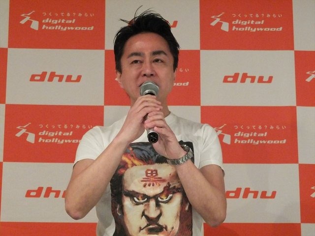 1月23日、毎月恒例となっている黒川文雄氏が開催するエンターテイメントの未来を考えるトークイベント、黒川塾が開催されました。新年一発目は会場を新たに御茶ノ水のデジタルハリウッド大学大学院駿河台キャンパスに移し、前スクウェア・エニックス代表取締役社長の和