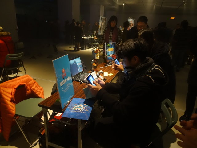 3月7日から9日まで京都・ズゲームの祭典「BitSummit 2014」に、Qubit Gamesが出展していました。