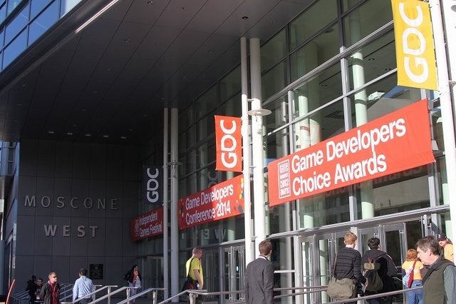 世界最大のゲーム開発者向けカンファレンス、Game Developers Conference 2014(GDC)が17日から21日の会期で開幕しました。会場となるサンフランシスコのモスコーニセンターには朝早くから多数の開発者が集まりました。