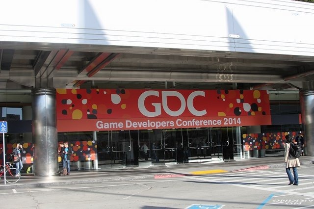 世界最大のゲーム開発者向けカンファレンス、Game Developers Conference 2014(GDC)が17日から21日の会期で開幕しました。会場となるサンフランシスコのモスコーニセンターには朝早くから多数の開発者が集まりました。