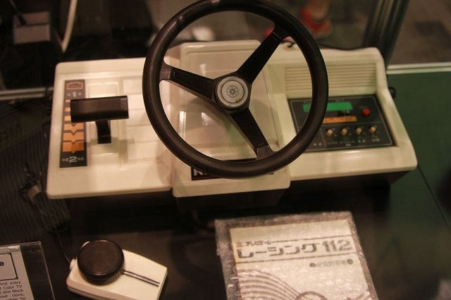 GDCの恒例行事となりそうな「Videogame History Museum」は、25年前からビデオゲームの収集を行なっているVideogame History Museumが所蔵コレクションを展示するコーナー。昨年のセガに続き、今年は任天堂の歴史を紹介するものとなりました。