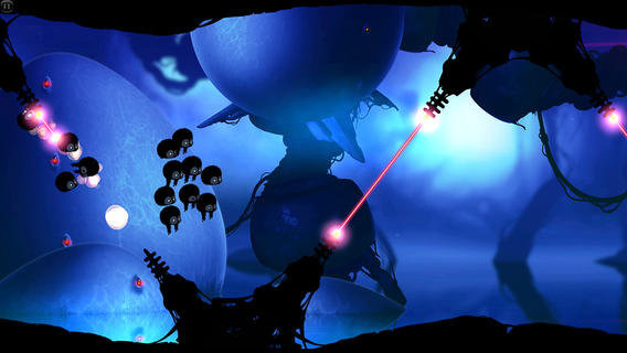 フィンランドのインディーデベロッパー、Frogmindが2013年4月にリリースした横スクロールアクション『BADLAND』はその美麗なグラフィックが醸し出す独特の雰囲気が高い注目を集めたゲームです。『Trials』などを開発したRedLynxから独立して同社を立ち上げたというJohan