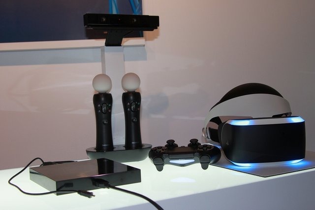 一昨日に発表されたばかりのソニーのVRヘッドセット「Project Morpheus」。まだまだ分からないことも多いのですが、ソニー・コンピュータエンタテインメント ワールドワイドスタジオ プレジデントとしてソニーの社内スタジオを統括する吉田修平氏にお話を伺うことができ