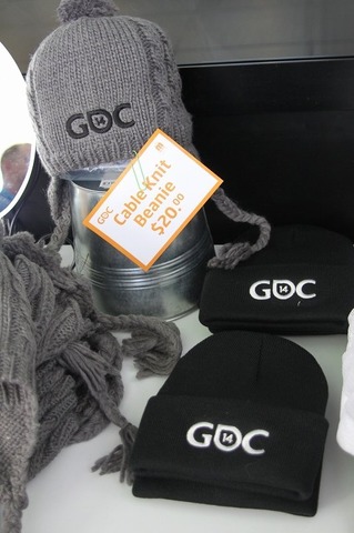 GDCのオフィシャルショップで、多数のロゴ入りグッズなどを販売している「GDC STORE」。今年はサウスホールの1階にお店を構えています。