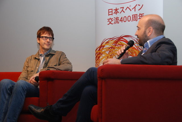 スペイン大使館で3月27日、「ゲームラボ・カンファレンス東京」（主催：ゲームラボ）があり、『KNACK（ナック）』の総監督やPS4のリード・アーキテクトなどで知られるマーク・サーニー氏が登壇。特別セッション「日本ゲーム業界から得た教訓」が行われました。セッショ