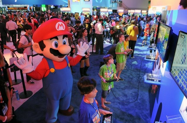 任天堂オブアメリカは11日、幾つかの子どもたちのグループを招き、E3会場で「Nintendo Kids Corner」のイベントを開催しました。業界関係者向けのコンベンションであるE3でこのような催しを実施するのは任天堂としても初の試みだったとのこと。