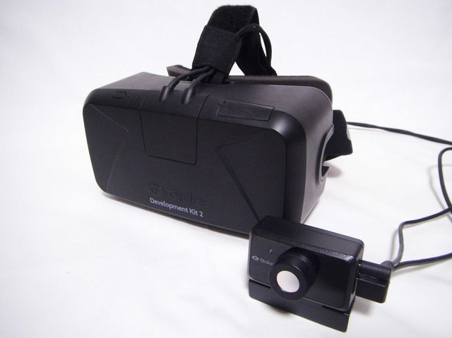 先日、VRヘッドセットOculus Riftの開発キット最新版「 Oculus Rift Development Kit 2 」が遂にリリースされましたが、私の手元にも到着しましたので体験レポをお届けします（以下、Development Kit 1はDK1、Development Kit 2はDK2とします）。