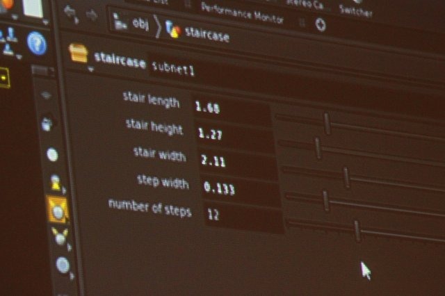 Side Effects Softwareの「Houdini Engine」。まだ聞き慣れない方も多いかもしれませんが、今後の技術として非常に注目されるプロシージャルによるアセット制作ツール&エンジンの注目株です。CEDEC初日の午後、同社の多喜建一氏とScott Keating氏が登壇してセッションが