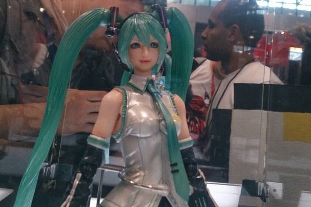 現在開催中のNYコミコンに合わせ、日本が誇る電脳アイドル初音ミクがマンハッタンをジャックしています。