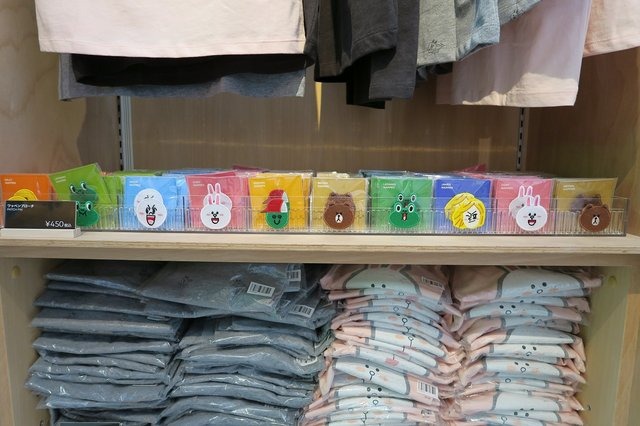 LINE株式会社は、日本初となるLINEキャラクターグッズショップ「LINE FRIENDS STORE」を12月13日(土)に原宿にオープンするのに先立ち、報道関係者向けの内覧会を実施しました。