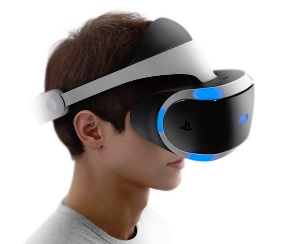 ソニー・コンピュータエンタテインメントは、PS4向けVRシステム「 Project Morpheus （プロジェクト モーフィアス）」の新型試作機を、Game Developers Conference 2015で発表しました。