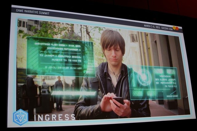 グーグルが提供している位置情報を使ったゲーム『Ingress』。世界中から集ったゲーム開発者によって、 サンフランシスコの街が大変な事になっているそうですが 、会場でもNiantic LabsのJohn Hanke氏がナラティブの観点から『Ingress』を語るセッションが行われました。