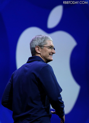 Appleのティム・クックCEO (C) Getty Images