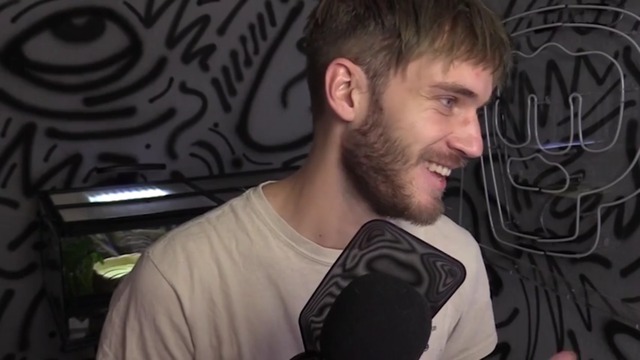 ユーチューバーPewDiePie、チャンネル削除騒動は意外な結末に