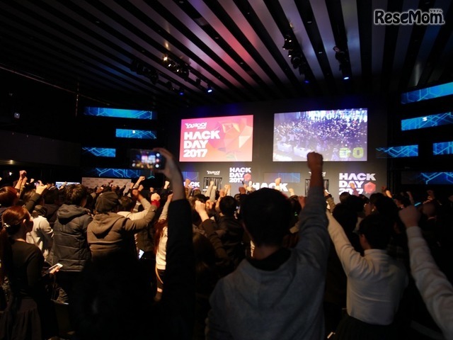 Yahoo! JAPAN Hack Day 2017のようす