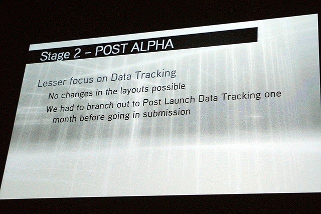 Ubisoft パトリック・プルーレ氏（Patrick Plourde）によるセッションでは「アサシン クリードのゲームデザイン哲学」と称してグローバルスタジオにおけるプロジェクト進行が語られました。プルーレ氏は現在、最新作であるPS3/Xbox 360『アサシン クリード ブラザーフッ