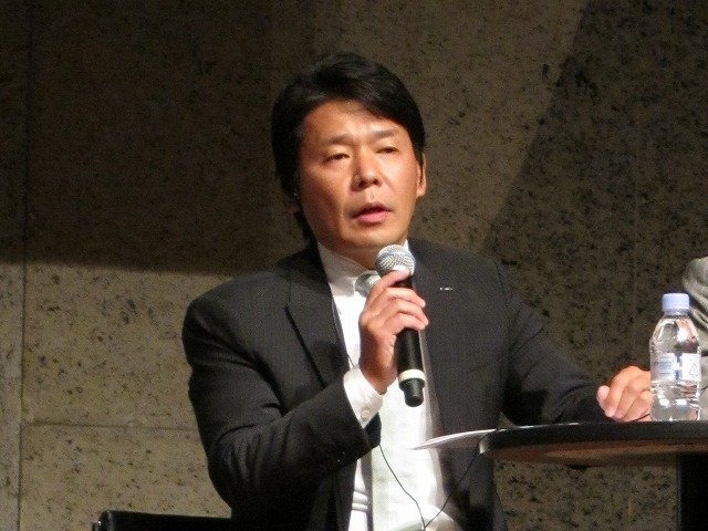 今回で20回目を迎えた東京ゲームショウ。その記念企画として「国際会議アジア・ゲーム・ビジネス・サミット」が開催されました。中国・台湾・韓国・日本の主要ゲーム会社の経営トップが一堂に介して、ゲームビジネスの課題や展望などがパネルディスカッション形式で議論