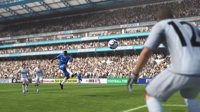 エレクトロニック・アーツは、PS3/PSP/Xbox360ソフト『FIFA 11』が発売から1週間で260万本の売り上げを記録したと発表しました。