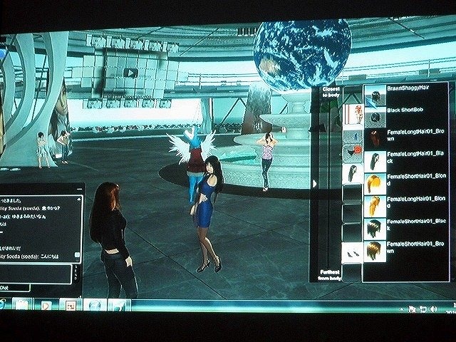 米ハワイで仮想世界サービス「BlueMars」を手がけるアバターリアリティCEOの橋本和幸氏は、デジタルコンテンツエキスポ2010で15日、「3Dクリエータのためのバーチャル・ワールド