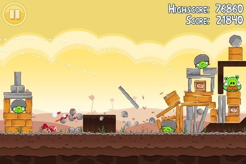 世界中で大ヒット、日本でも上位にランクされているiPhoneやAndroid向けゲーム『Angry Birds』。開発元のRovio MobileのPeter Besterbacka CEOは、Wii、プレイステーション3、Xbox360でも登場することを明らかにしました。