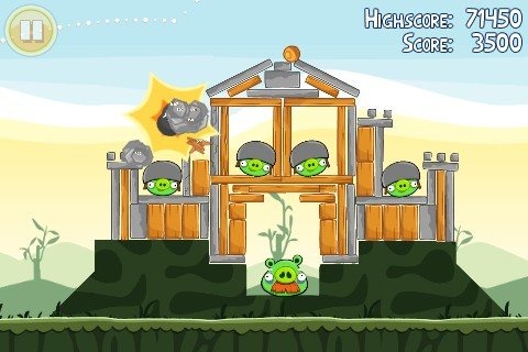 世界中で大ヒット、日本でも上位にランクされているiPhoneやAndroid向けゲーム『Angry Birds』。開発元のRovio MobileのPeter Besterbacka CEOは、Wii、プレイステーション3、Xbox360でも登場することを明らかにしました。