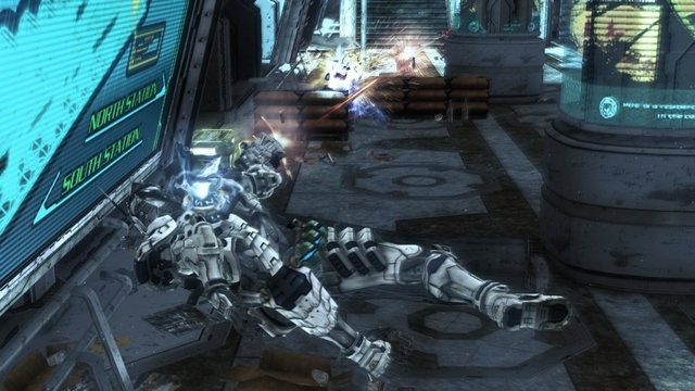 セガとプラチナゲームズとのタッグも4作目。『VANQUISH（ヴァンキッシュ）』は稲葉敦志氏がプロデューサー、三上真司氏がディレクターとして手掛けたハイスピードかつハイテンションなシューティング・アクションです。本作の開発の舞台裏を、大阪は梅田にあるプラチナ