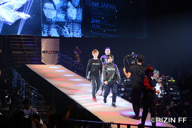 現実の格闘技大会「RIZIN」で突如組み込まれたe-Sports（前編）ー『鉄拳7』日韓決戦！その行方は…