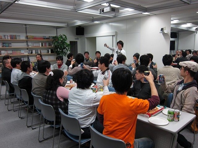 IGDA日本ゲームテクニカルアーティスト部会（SIG-TA）は2月6日、SIGは発足して初めてとなるセミナーをサイバーコネクトツー東京スタジオの会議室で開催しました。当日は世話人のセガ麓一博氏をはじめ約30名の開発者が集結し、テクニカルアーティスト（TA）を巡る現状の