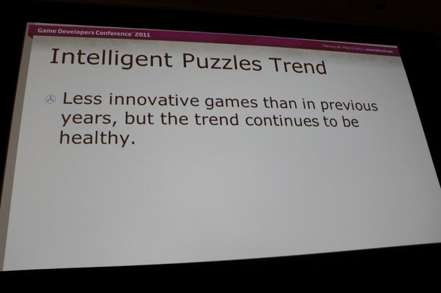 GDC初日の10:00から開催された「Social and Online Game Design 2010 A Year in Review」は、カジュアルゲームの分野で造詣の深い、Nick Fortugno氏(CCO Playmatics)とJuan Gril氏(Joju Games)が、2010年に見つけたイノベーティブなゲームデザインを紹介するというセッ