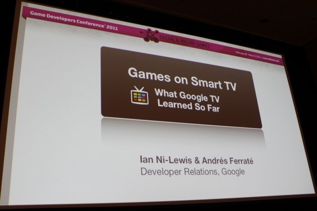 テレビは急速にインターネット化しています。昨年ソニーが発表した「Internet TV」などAndroidをベースにした「Google TV」が各社にライセンスされて商品化されつつあります。また、この分野はグーグルの独壇場では決してなく、パナソニックは「VIERA Connect」、ヤフー