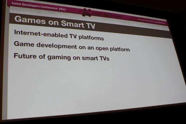 テレビは急速にインターネット化しています。昨年ソニーが発表した「Internet TV」などAndroidをベースにした「Google TV」が各社にライセンスされて商品化されつつあります。また、この分野はグーグルの独壇場では決してなく、パナソニックは「VIERA Connect」、ヤフー