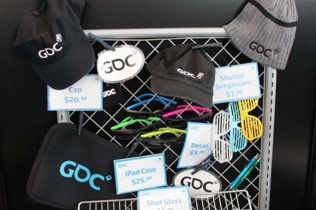 サウスホールのロビーに今年もありました! クールなGDCグッズも置いてある「GDC STORE」を今年も紹介します。