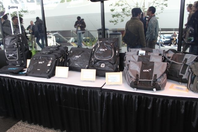 サウスホールのロビーに今年もありました! クールなGDCグッズも置いてある「GDC STORE」を今年も紹介します。