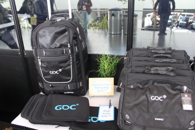 サウスホールのロビーに今年もありました! クールなGDCグッズも置いてある「GDC STORE」を今年も紹介します。