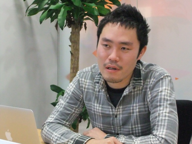 「ソーシャル、日本の挑戦者たち」最新号ではONE-UPに焦点を当てます。応えてくれたのは東京開発グループ マネージャーの小林俊仁氏。