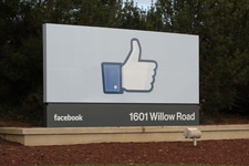 フェイスブック第3四半期業績は堅調な伸び・・・モバイルでの売上も拡大中 画像