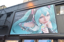 今、初音ミクとニューヨークに何が起こっているのか…老舗番組「The Late Show」出演や、野村哲也コラボを現地取材 画像