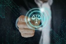 「有志翻訳を合法的に進めるヒントは著作権者の許諾をもらいに行くことに尽きます」―著作権法の専門家・小倉秀夫弁護士インタビュー【有志日本語化の現場から】 画像