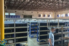 押収されたゲーム機は3800台！ズラリとPS4並ぶウクライナの仮想通貨マイニング工場が電気窃盗で摘発 画像