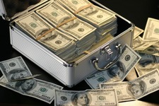 ゲーマーにとって夢のお仕事？ゲームを21時間プレイしたら約20万円もらえる謎の募集が海外企業サイトに掲載中 画像